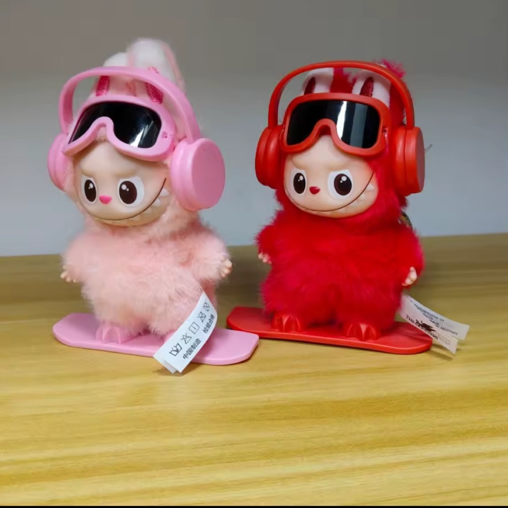 Cute pink ski outfit for Mini Labubu 4.0 Pin for Love